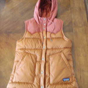Patagonia Bivy Hooded Vest-worn once.  Womens cozy flattering winter vest.